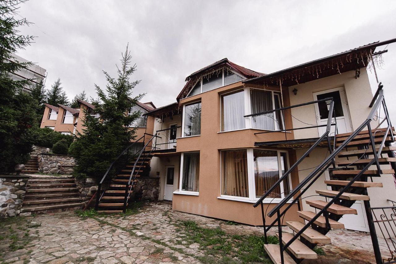 Toga Cottage Yablunytsya Exterior photo
